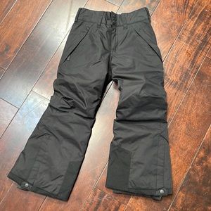 Girls black Patagonia ski pants XS (5-6)